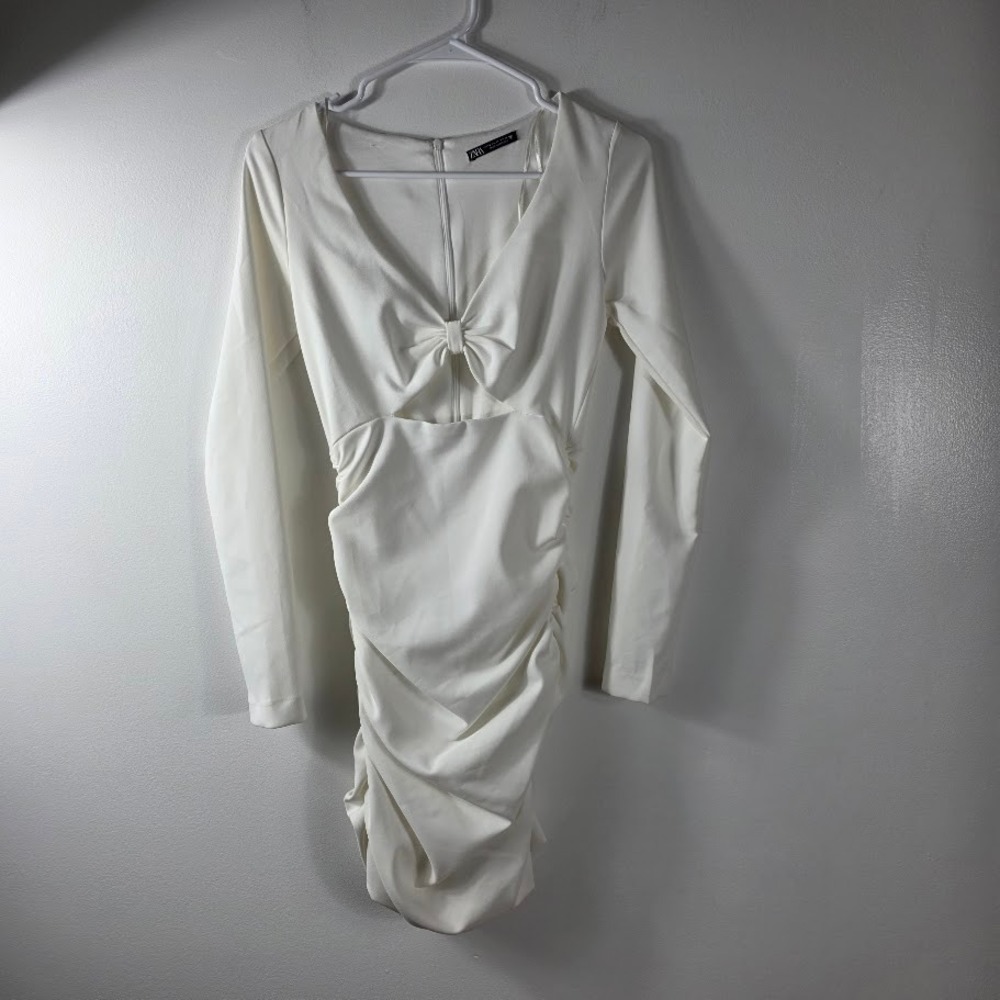 ZARA White Long Sleeve Ruched Bow Cutout Bodycon Dress XSβ